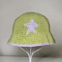 【クロシェハット】星モチーフ・黄緑のかぎ針編みバケットハット クラッシャーハット