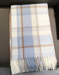 【未使用】青と白のチェック柄マフラー