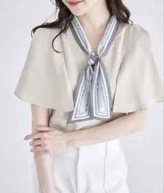 toccocloset ベネシャンプリントスカーフボウタイブラウスのサムネイル