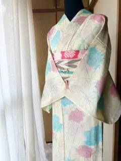 三花】未使用品 正絹 絽 夏着物 小紋 白地 リユース - メルカリ