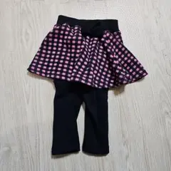 スカートとレギンスがくっついてるボトムス 黒とピンクチェック