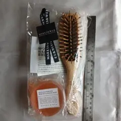 MARKS&WEB ヘアブラシ&ボタニカルソープセットのサムネイル