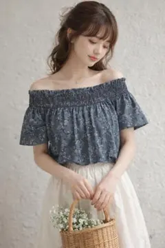 フレンチガーリー 小花柄 2way オフショルダートップス レトロ 半袖ブラウス