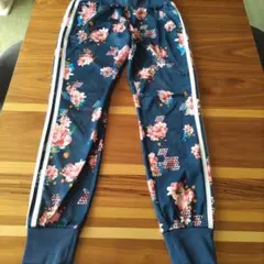 Item thumbnail for item fff1139b-b197-4b56-ab12-bd1a1ae742eb