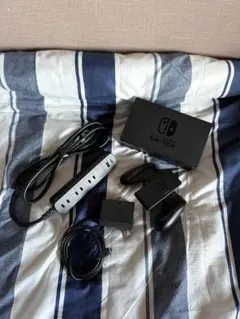 Nintendo Switch 周辺機器 4点セット（ドック・純正ケーブル他）