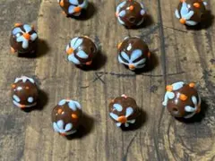B502 花柄とんぼ玉　茶玉　白オレンジ花　10個　ジャワビーズ　ハンドメイド