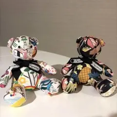 美品 レア バーバリー ラビット グラフィティ チャーム - メルカリ
