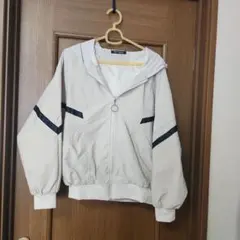 削除予定大幅最終値下げ☆ベージュ フード付き ジャンパー