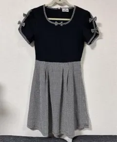 ギャラリービスコンティ　半袖ミニワンピース 黒とチェック柄
