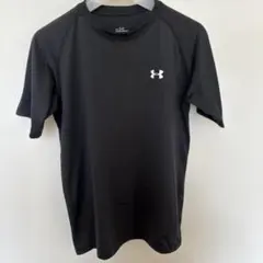 Under Armour V2.0 ブラック Tシャツ