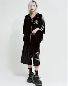 DimMoire ベロアジャージセットアップ Black - メルカリ