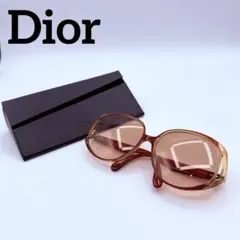 Item thumbnail for item 72865060-becb-49d7-8a8b-f800e2d8e2b6