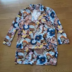 美品 VIVIENNE TAM 花柄 長袖チュニックのサムネイル