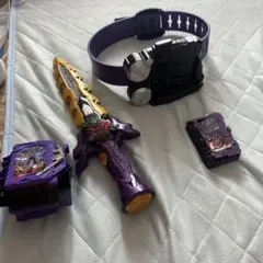 仮面ライダーセイバー 闇黒剣月闇 変身セット