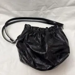 SHOO・LA・RUE ブラックショルダーバッグ