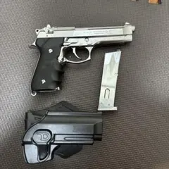 Beretta M9A3 co2ガスガン 本体 マガジン2本付 - メルカリ