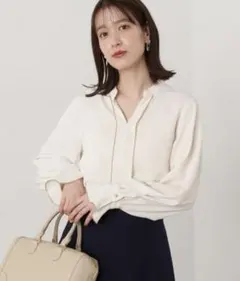 ブラウス　カーディガン　ボウタイブラウス　メタルボタンブラウス　オフィスブラウス