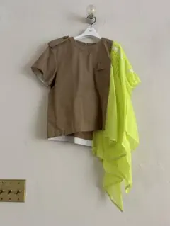 sacai アシンメトリー プリーツ トップスのサムネイル
