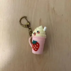 ストロベリードリンク ミニチュアチャーム キーホルダー
