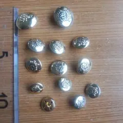 ゴールド装飾ボタン13個セット