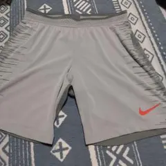 しーちゃん様☆ナイキ☆ショートパンツ☆グレー☆レッド☆アディダス☆試し履き