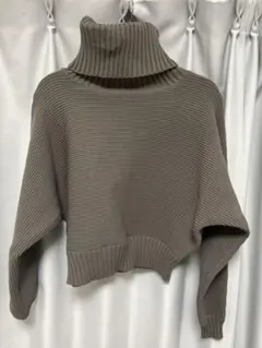 MURUAのBIGタートルニットプルオーバー