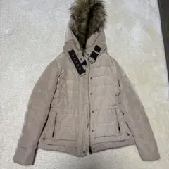Zaraベージュ フード付き ダウンジャケット