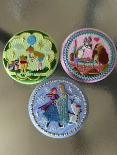 【新品未使用】ディズニー　刺繍缶バッジ　3点