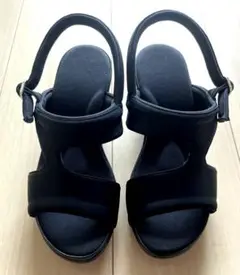 新品未使用　サンダル　S 黒