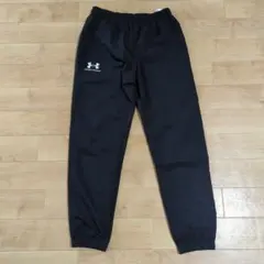 37 Under Armour トレーニングパンツ ブラック　MD