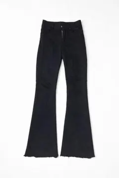 ブラック　ブーツカット　フレアデニム