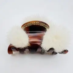 超美品　acca アッカ　ヘアクリップ　ベージュ　ミンクファー