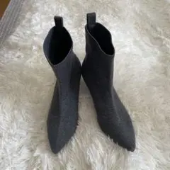 ビバイアベージュ ニットブーツ 赤いプルタブ付き40 - メルカリ