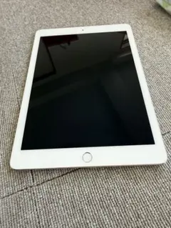 iPad 第8世代 Wi-Fi＋Cellular シルバー 32 GB - メルカリ