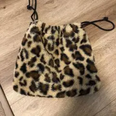 ヒョウ柄ファー巾着バッグ