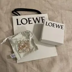 ロエベLOEWEアナグラムブローチピンクゴールド新品に近い美品