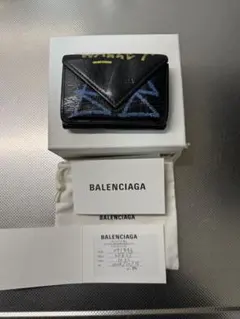 バレンシアガ ペーパーミニ 三つ折り財布 ウォレット グラフィティ ブ…のサムネイル