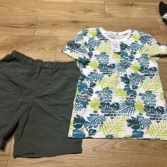 男の子　Tシャツ.短パンセット