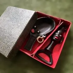 Item thumbnail for item c45c7324-656b-4190-b2df-26adf4669d48