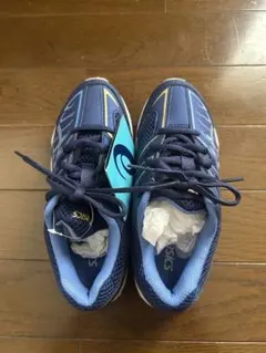 アシックス　レーザービーム　21センチ　運動靴　男の子