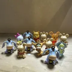 ディズニーキャラクター アクリルキーホルダー 13個セット