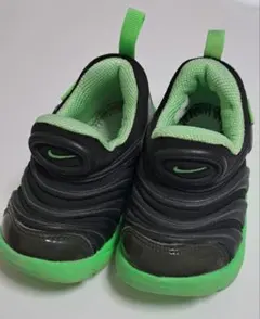 NIKE ダイナモ フリー スリッポン スニーカー 12cm