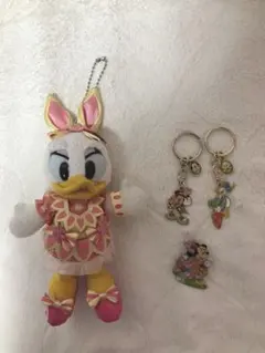 ディズニー デイジー ドナルド ミニー ミッキー イースター 4点セット売り