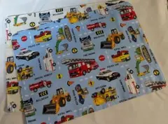 ★値下げ【ハンドメイド】ランチョンマット2枚/32*23/くるま