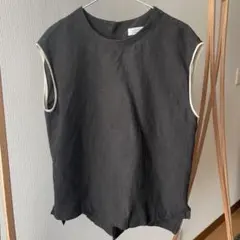 アトリエナルセ リネンノースリーブブラウス＋リブ ブラック