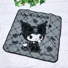 【新品】KUROMI／クロミ⭐️ハンドタオル／ミニタオル／タオルハンカチ⭐のサムネイル