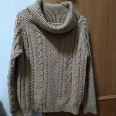 美品　INGNI キャメル　ニット　Mサイズ　タイミング即日発送24時間以内発送