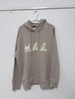 パーカー ベージュ