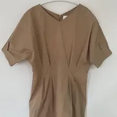 index 【M】 Vネック ワンピース キャメル 大人女子 デート 半袖