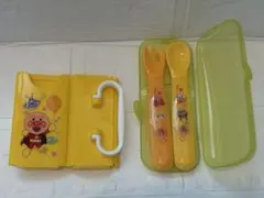 アンパンマン ベビー用スプーンフォークセット・パックジュースケース